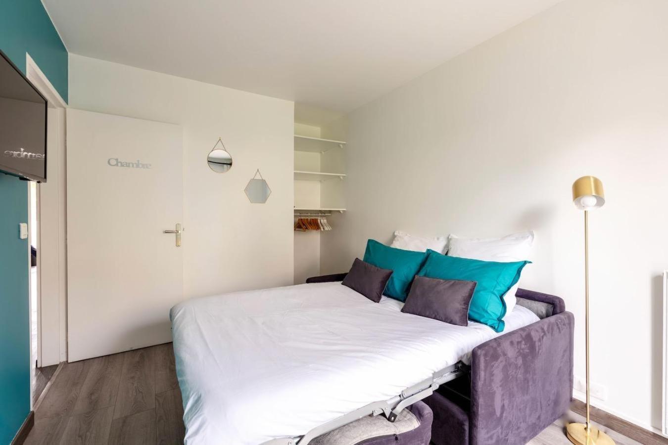 Charmant Refuge Avec Jardin, A 6 Minutes A Pied Du Metro Creteil L Echat-Lovely Retreat With Garden, Located A 6-Minute Walk From Creteil L Echat Metro Station Eksteriør billede