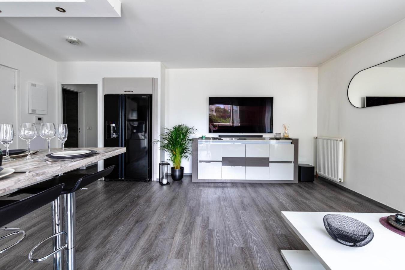 Charmant Refuge Avec Jardin, A 6 Minutes A Pied Du Metro Creteil L Echat-Lovely Retreat With Garden, Located A 6-Minute Walk From Creteil L Echat Metro Station Eksteriør billede