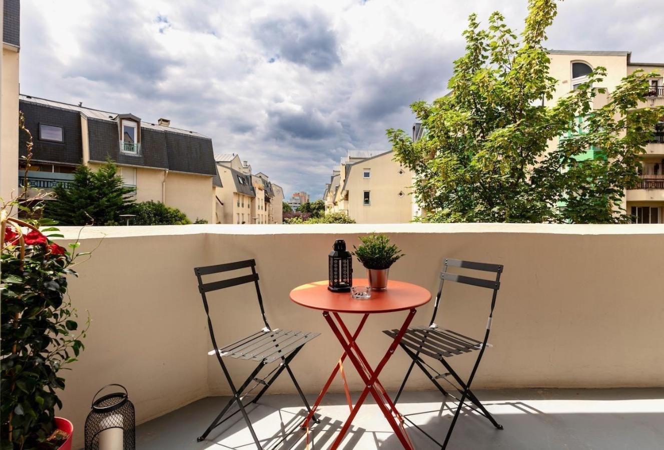 Charmant Refuge Avec Jardin, A 6 Minutes A Pied Du Metro Creteil L Echat-Lovely Retreat With Garden, Located A 6-Minute Walk From Creteil L Echat Metro Station Eksteriør billede